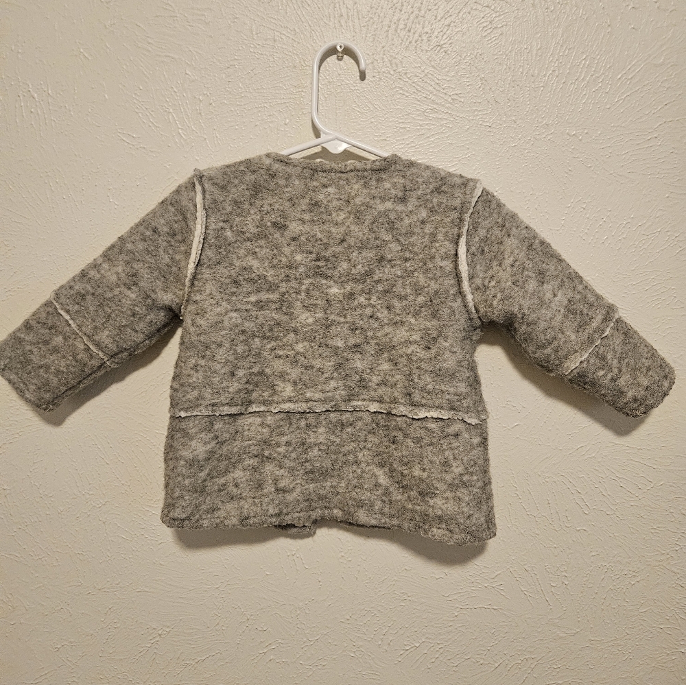 Zara Knitwear Sweater - Picture 2 of 4
